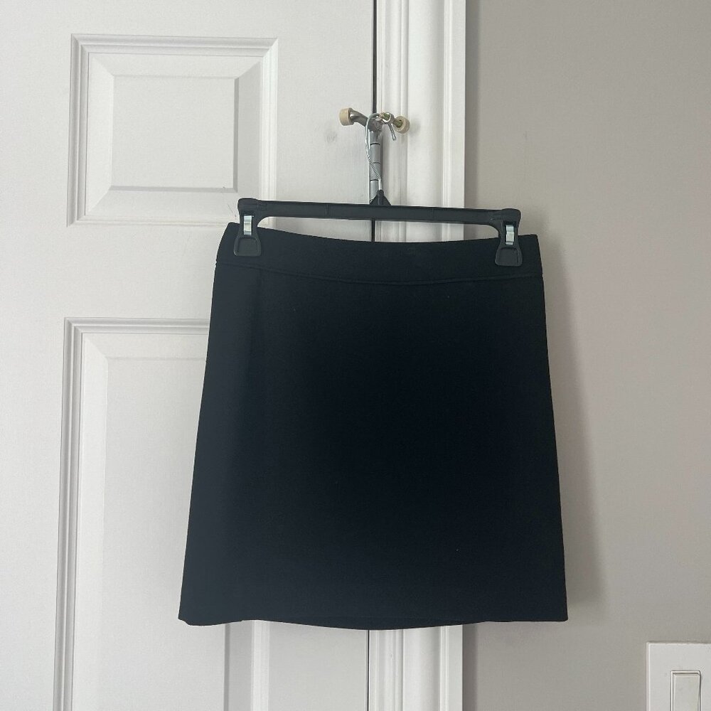 Aritzia Babaton Classic Black Mini Skirt